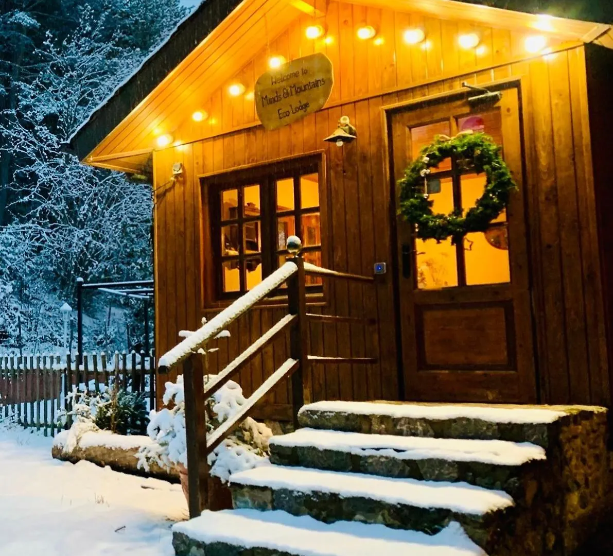Minds & Mountains Eco Lodge La Molina  Hotel
